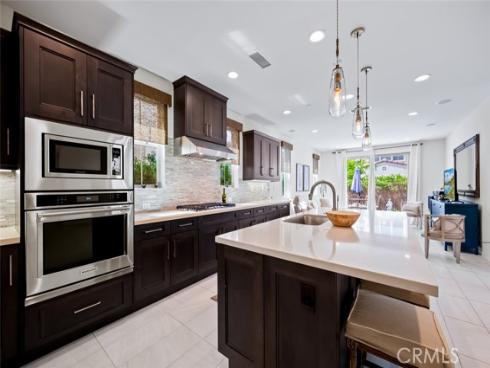 126 Brambles , Irvine, CA