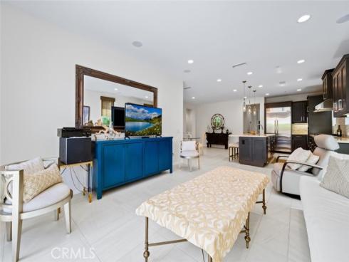 126 Brambles , Irvine, CA