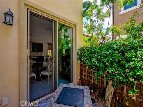 126 Brambles , Irvine, CA