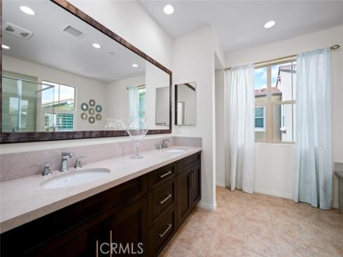 126 Brambles , Irvine, CA