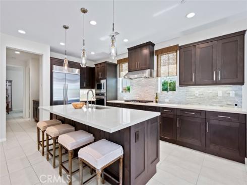 126 Brambles , Irvine, CA