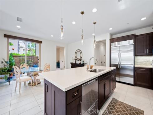 126 Brambles , Irvine, CA