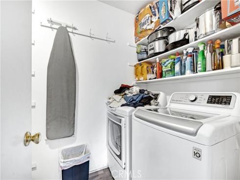 101 Briarwood 3 , Irvine, CA