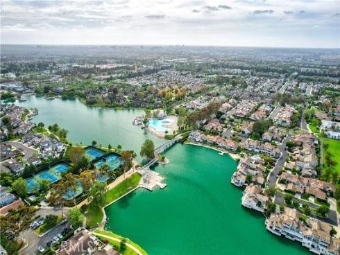 101 Briarwood 3 , Irvine, CA