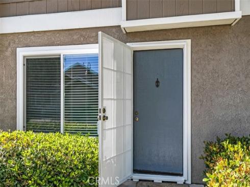 101 Briarwood 3 , Irvine, CA