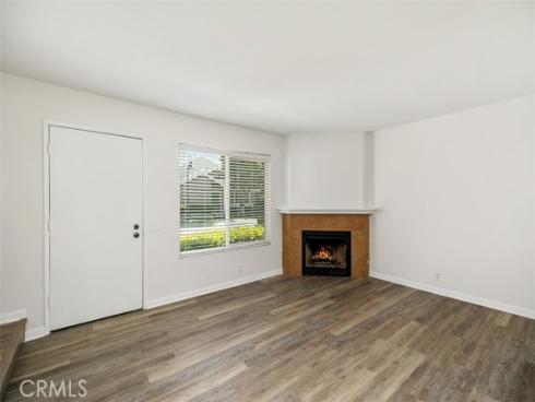 101 Briarwood 3 , Irvine, CA