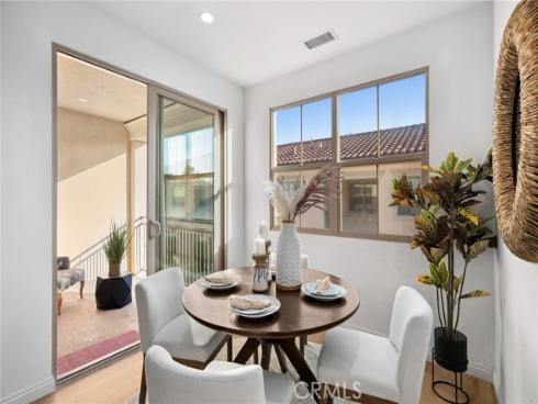 154 Canvas , Irvine, CA