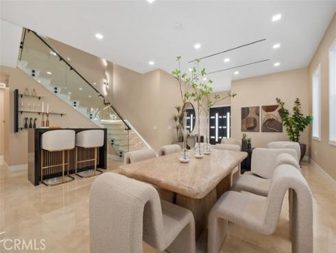 64 Mann Street, Irvine, CA