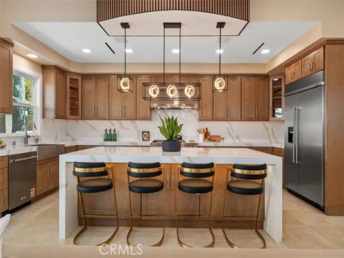 64 Mann Street, Irvine, CA