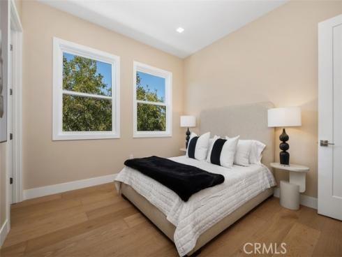 64 Mann Street, Irvine, CA