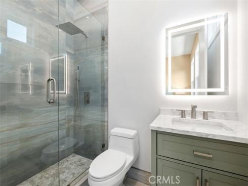 64 Mann Street, Irvine, CA