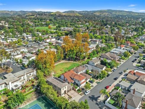 64  Mann   Street, Irvine, CA