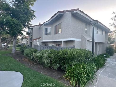 292 Lemon , Irvine, CA