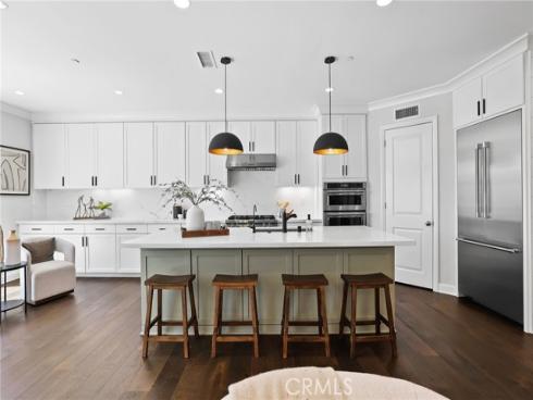 64  Painted Cameo  , Irvine, CA