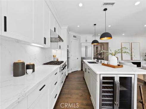 64  Painted Cameo  , Irvine, CA