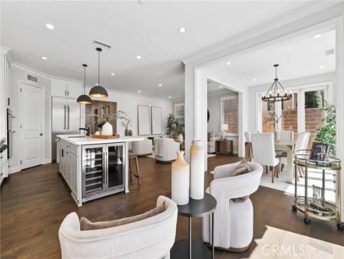 64  Painted Cameo  , Irvine, CA