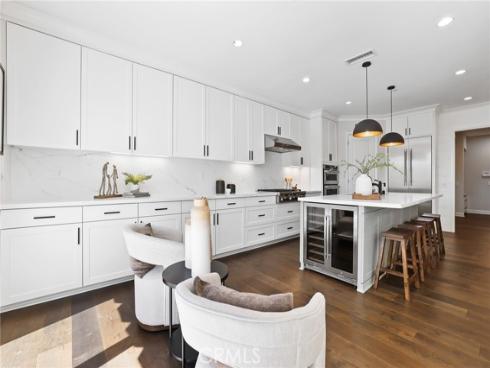 64  Painted Cameo  , Irvine, CA