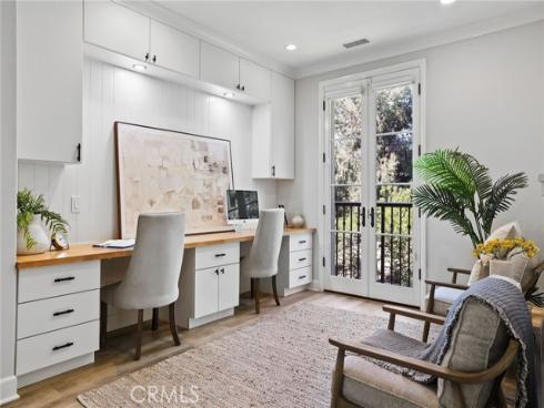 64  Painted Cameo  , Irvine, CA