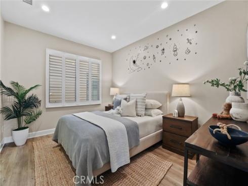 64  Painted Cameo  , Irvine, CA