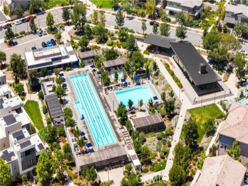 470 Lobata , Irvine, CA