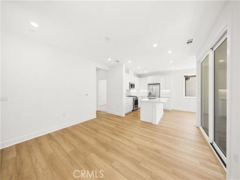 470 Lobata , Irvine, CA