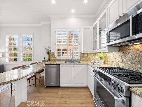 4 Crivelli Aisle , Irvine, CA