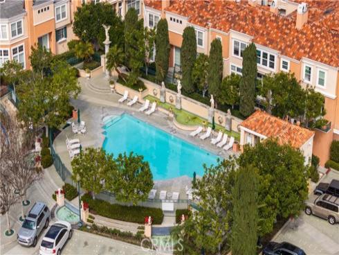 4 Crivelli Aisle , Irvine, CA