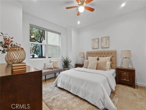 2206 Synergy , Irvine, CA