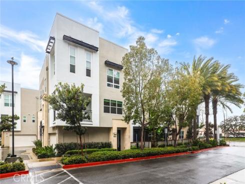 2206 Synergy , Irvine, CA