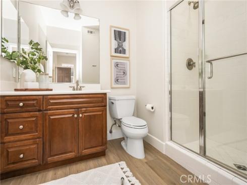 61 Wonderland , Irvine, CA