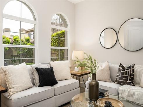 61 Wonderland , Irvine, CA