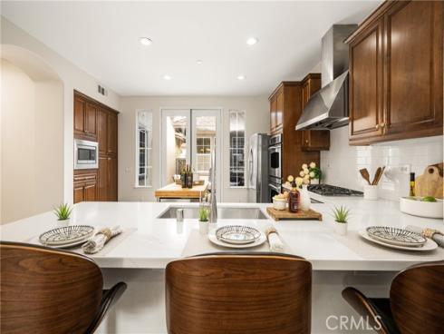 61 Wonderland , Irvine, CA