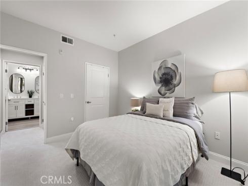 2224 Scholarship , Irvine, CA