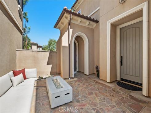 182 Rhapsody , Irvine, CA