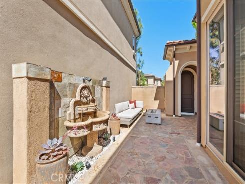 182 Rhapsody , Irvine, CA