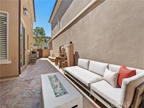 182 Rhapsody , Irvine, CA