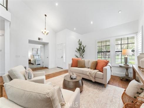 15 Firestone 4 , Irvine, CA