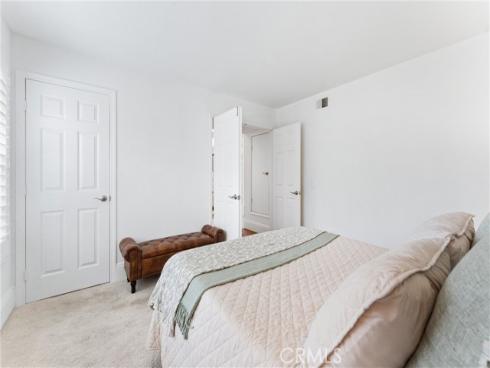 15 Firestone 4 , Irvine, CA