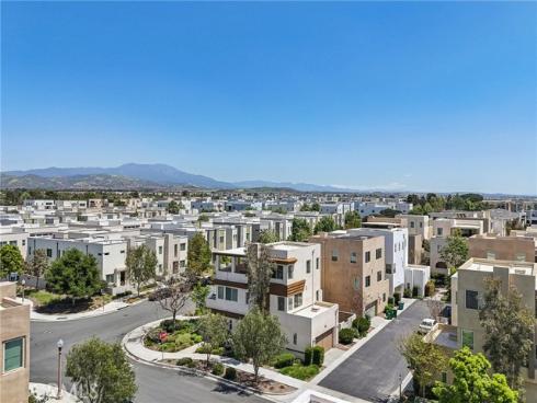 132 Interval , Irvine, CA