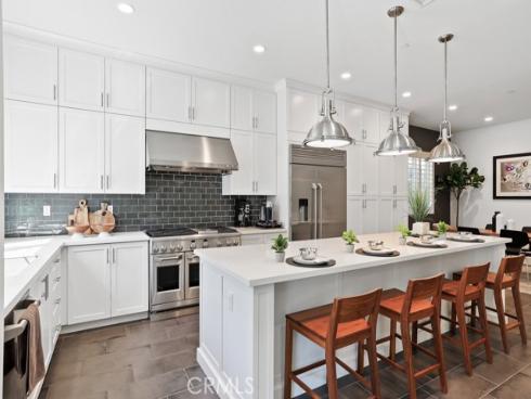 91 Rockinghorse , Irvine, CA