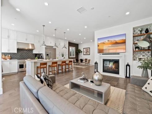 91 Rockinghorse , Irvine, CA