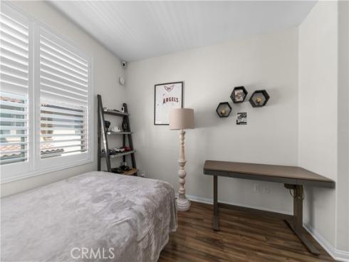 135 Neptune , Irvine, CA