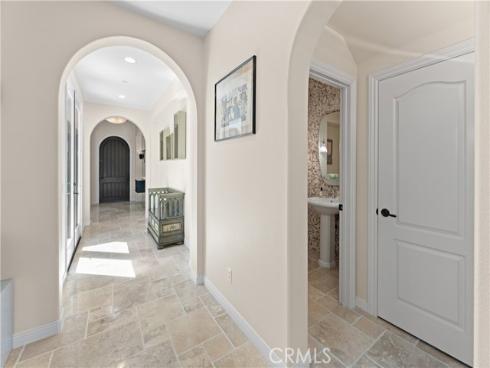 27 Milrose , Irvine, CA