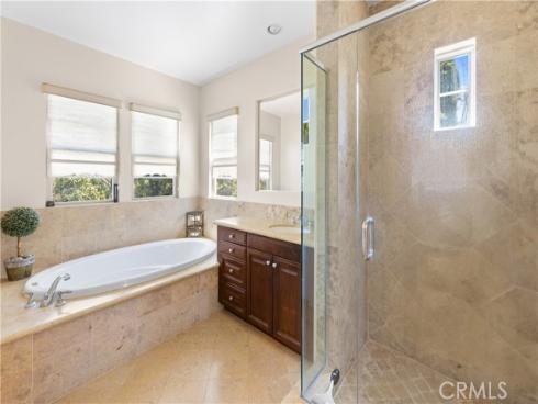 27 Milrose , Irvine, CA