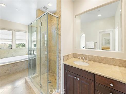 27 Milrose , Irvine, CA