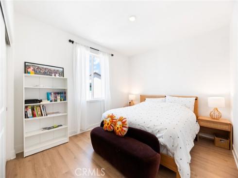 188 Merit , Irvine, CA