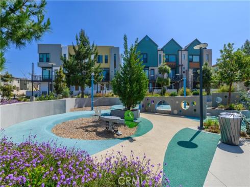 188 Merit , Irvine, CA