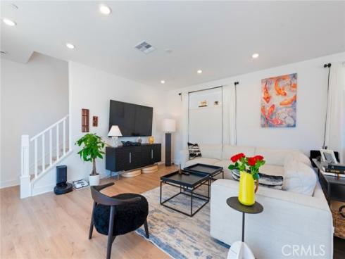 188 Merit , Irvine, CA