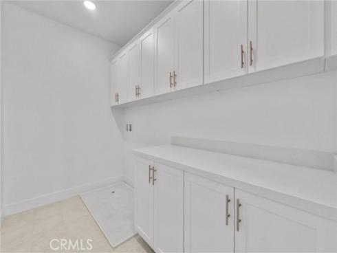 251 Novel , Irvine, CA