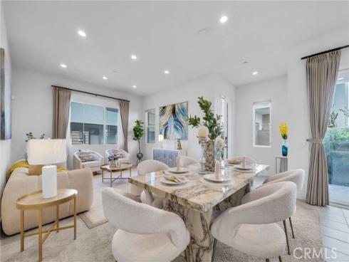 251 Novel , Irvine, CA